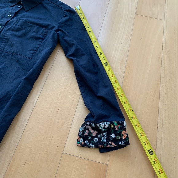 Rhié blue tunic with floral accents. Like new - Picture 6 of 10